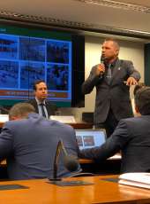 Câmara dos Deputados recebe Mauro Albuquerque e André Costa para ouvir o exemplo do Ceará no combate ao crime