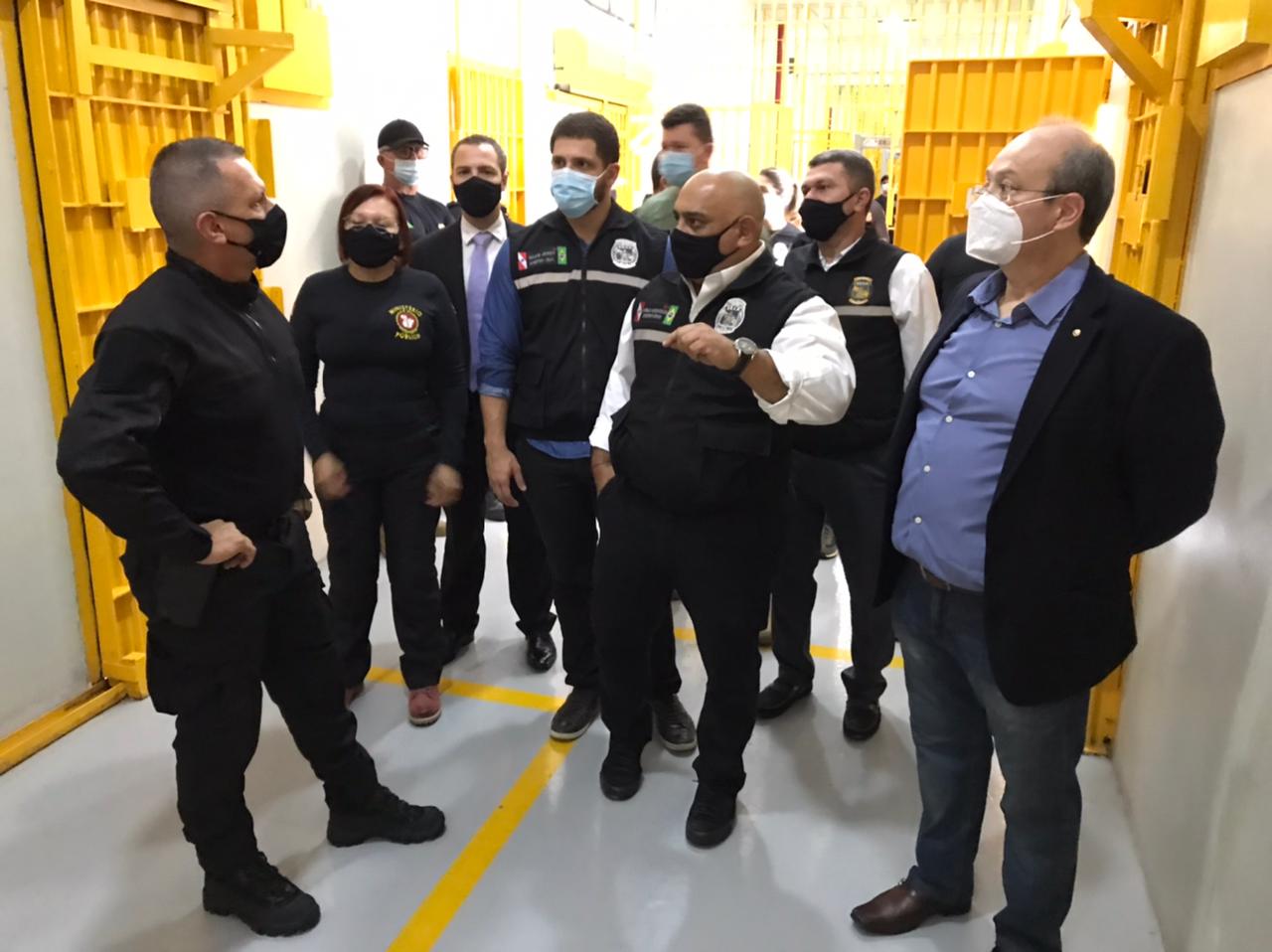 Autoridades do Pará conhecem o modelo de gestão do sistema prisional do Ceará