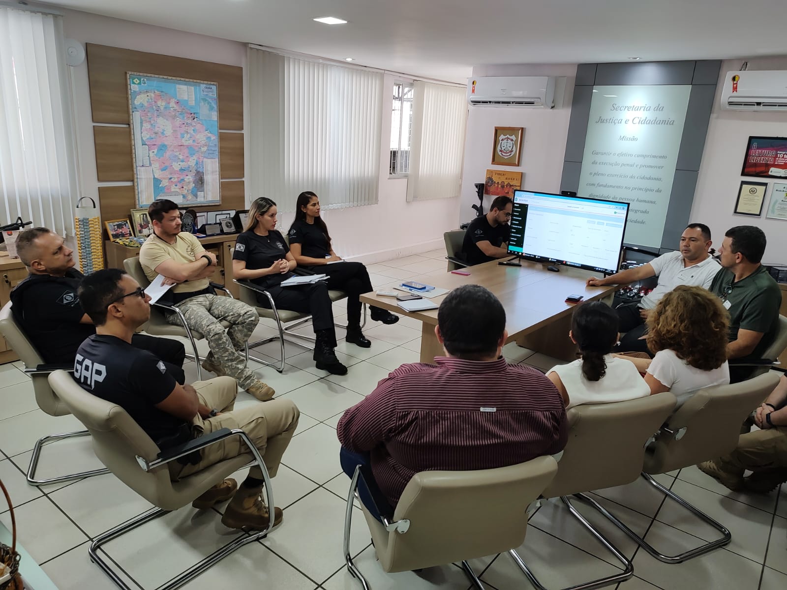 SAP e Pefoce se reúnem para tratar sobre identificação genética de condenados em unidades prisionais do Estado